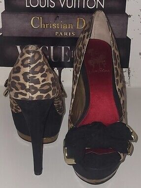 Circus by Sam Edelman Leigh platform heels, sz 7.5 gold detail, black bow